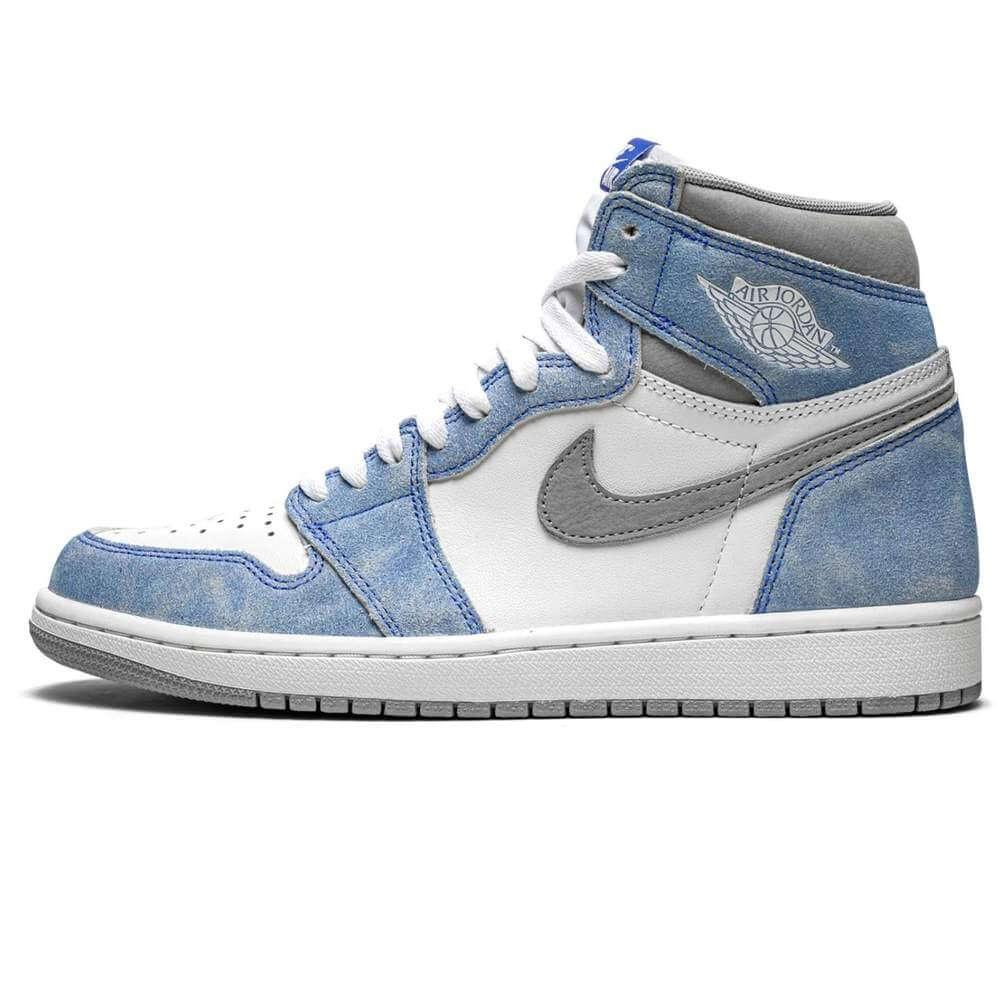 Air Jordan 1 High 'Hyper Royal' - Sneakers Forest