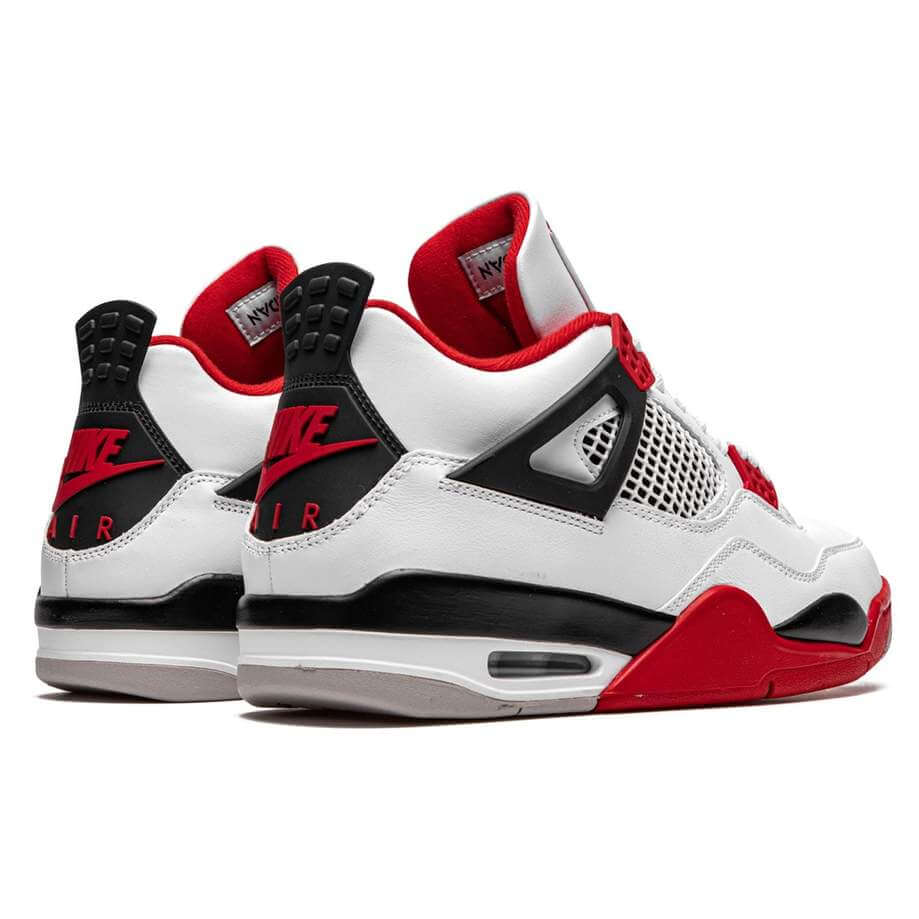 Air Jordan 4 'Fire Red' - Sneakers Forest