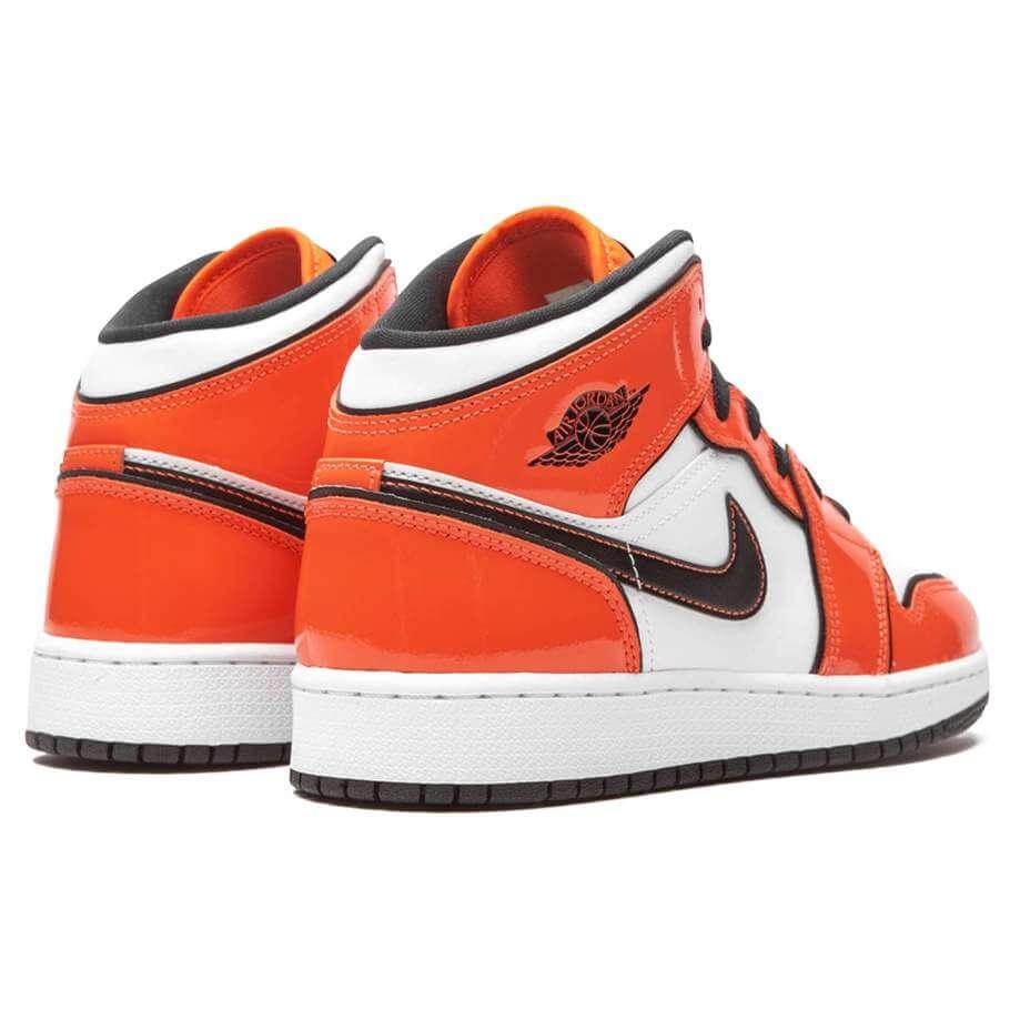 Air Jordan 1 Mid 'Turf Orange' - Sneakers Forest